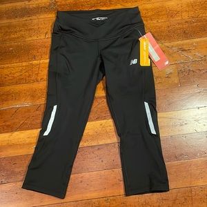 NWT New Balance Running Crops